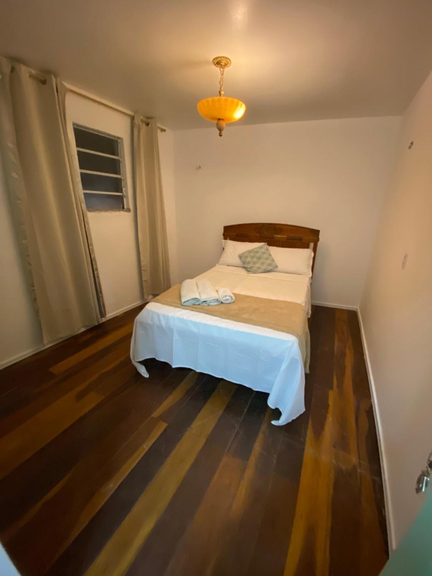Apartamento Charme Guara - Na Praca De กวารามีรันกา ภายนอก รูปภาพ